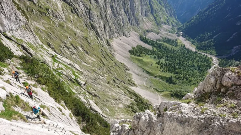 Zugspitze-Klettersteig-Hoellental-Tour-Bergfuehrer